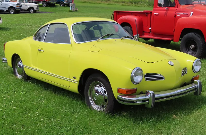 Volkswagen Karmann Ghia