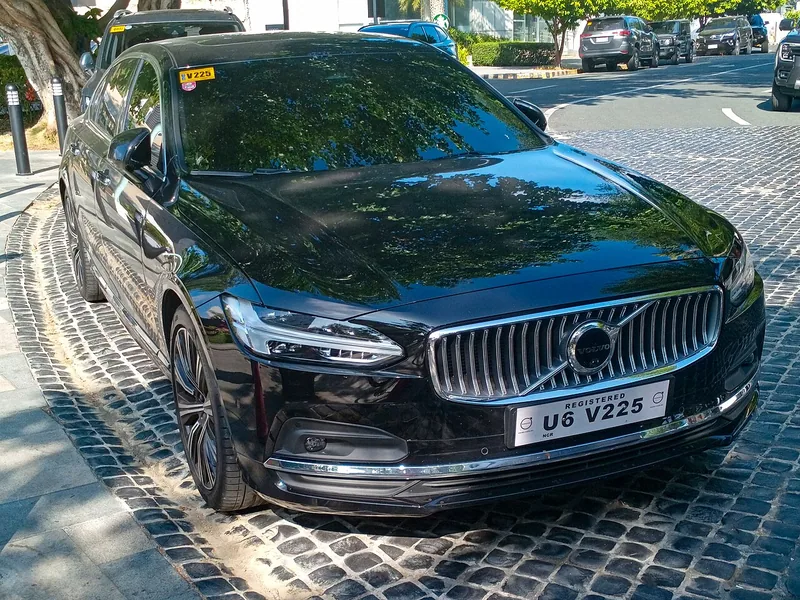 Volvo S90